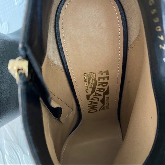 Salvatore Ferragamo booties 9 - Picture 4 of 7